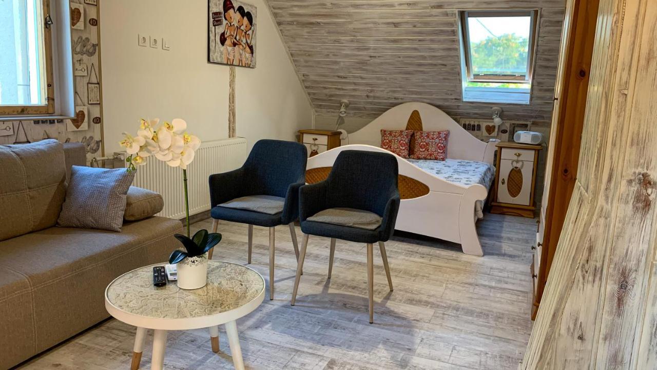 T.H.Ny Village Inn Cottage تيهاني المظهر الخارجي الصورة