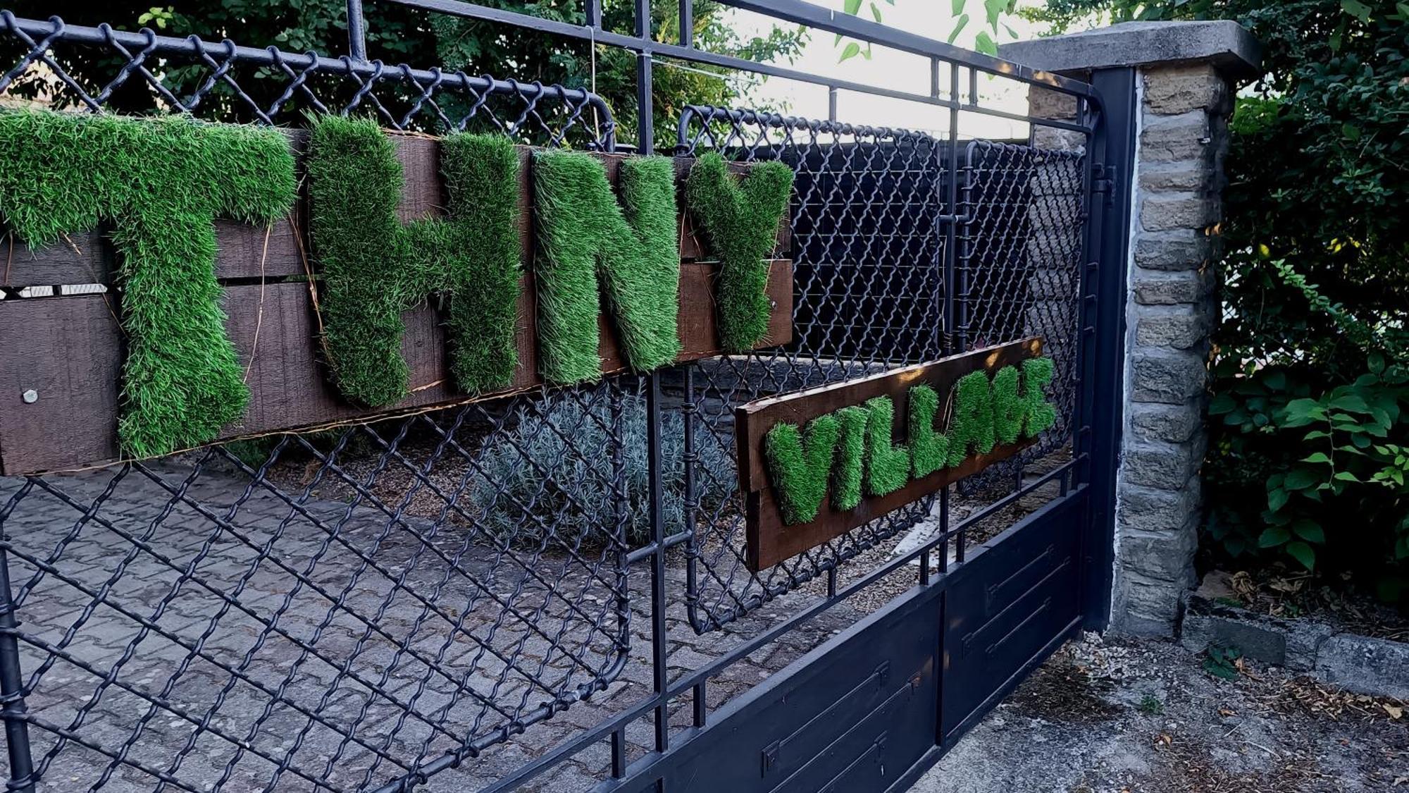 T.H.Ny Village Inn Cottage تيهاني المظهر الخارجي الصورة